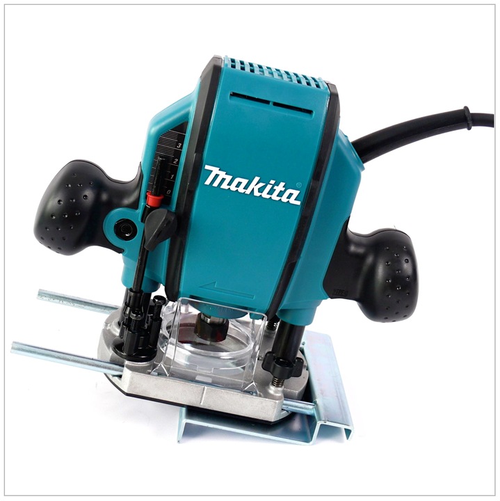 Actual product image Makita RP0900J 900W in Makpac router