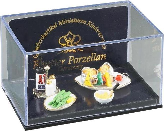 Actual product image Reutter 001.713/6 - Barbecue evening, miniature in 1:12 scale