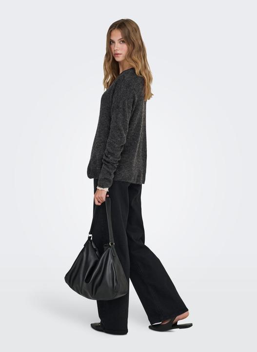 Actual product image Only V-neck knitted sweater (M)