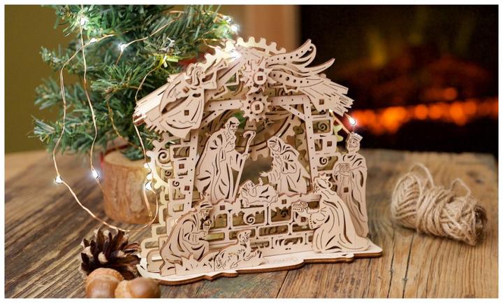 Produktbild Ugears Weihnachtskrippe