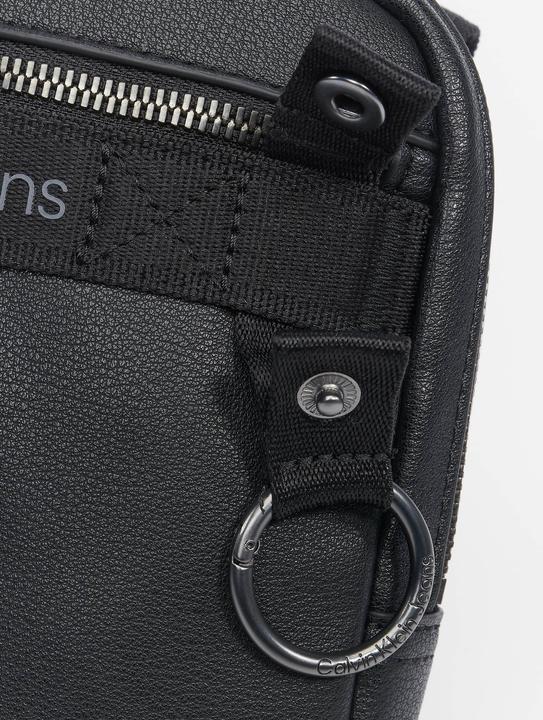 Actual product image MGA Na