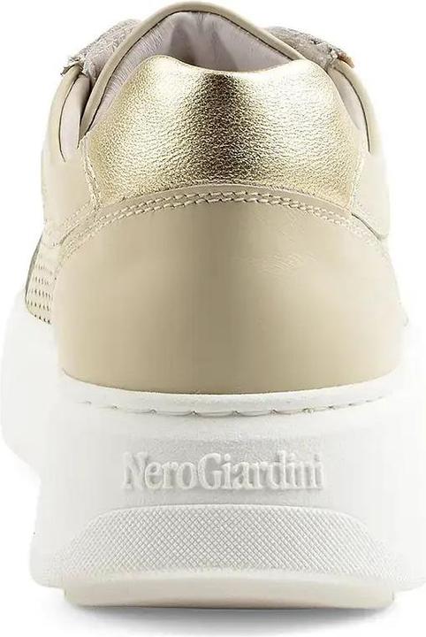 Image du produit Nero Giardini Gonzaga (38)