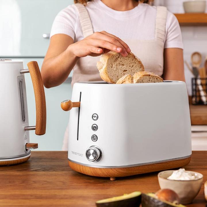 Actual product image Cecotec TrendyToast 9000, White