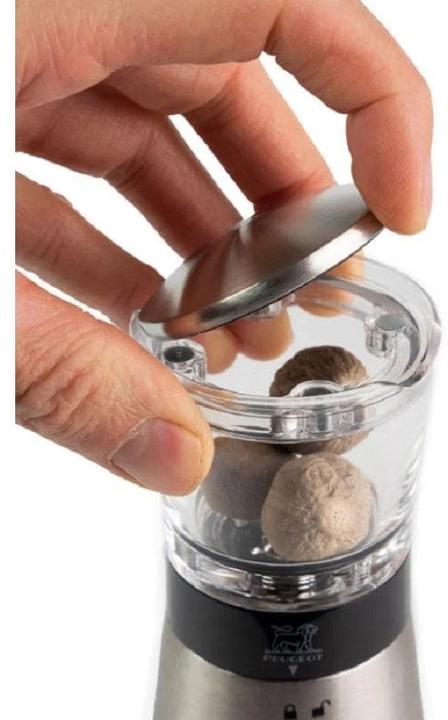 Actual product image Peugeot Daman (Nutmeg)