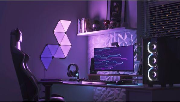 Actual product image Nanoleaf Shapes Ultra Black 9PK Starter