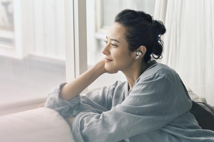 Actual product image Audio-Technica Kompiuterio kolonėlės WIRELESS EARBUDS ATH-TWX7 Baltas (ANC, 6.50 h, Wireless)