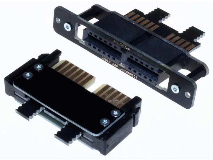Produktbild Unilight kabelsteckverbindung cable mit 9 primäre servos und 4 pole für bis zu 3 lichtern