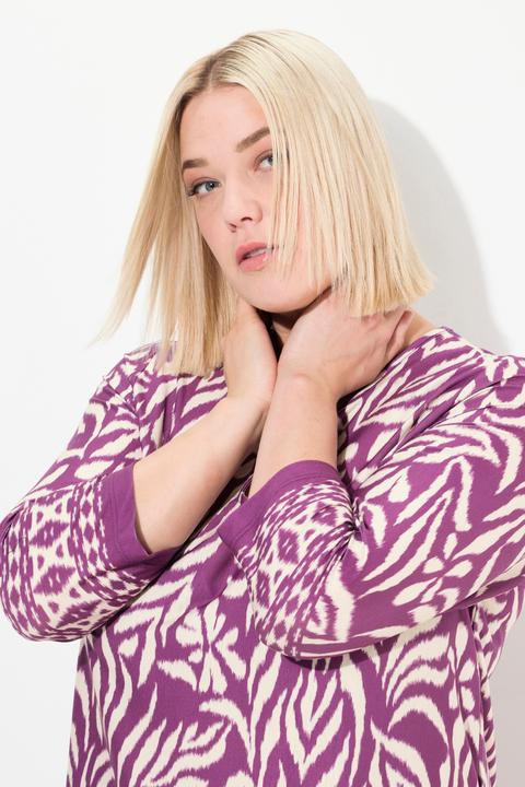 Actual product image Ulla Popken Two Color Border Print Stretch Knit Tunic (62)