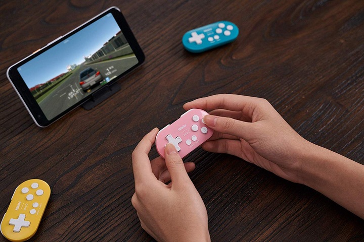 Immagine prodotto 8bitdo Zero 2 (Mac, Android, Switch, PC)