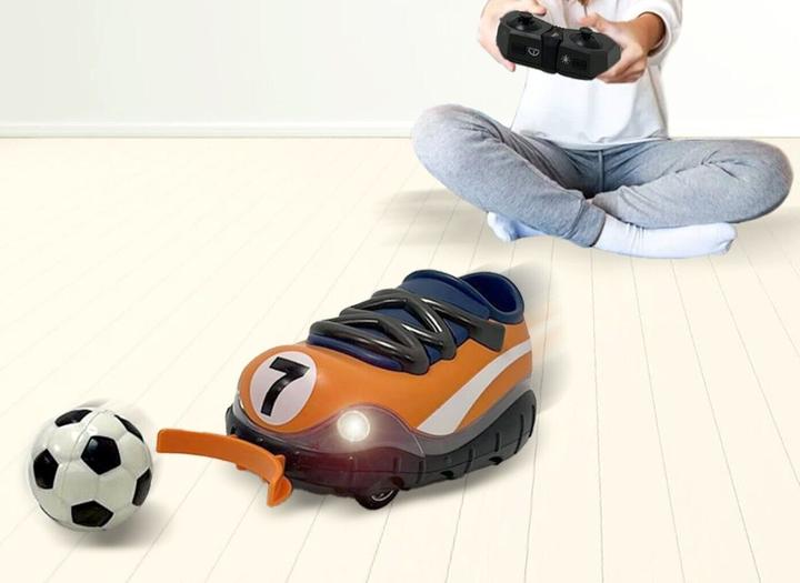 Actual product image Totally Tech RC Football Boots 2.4 GHz