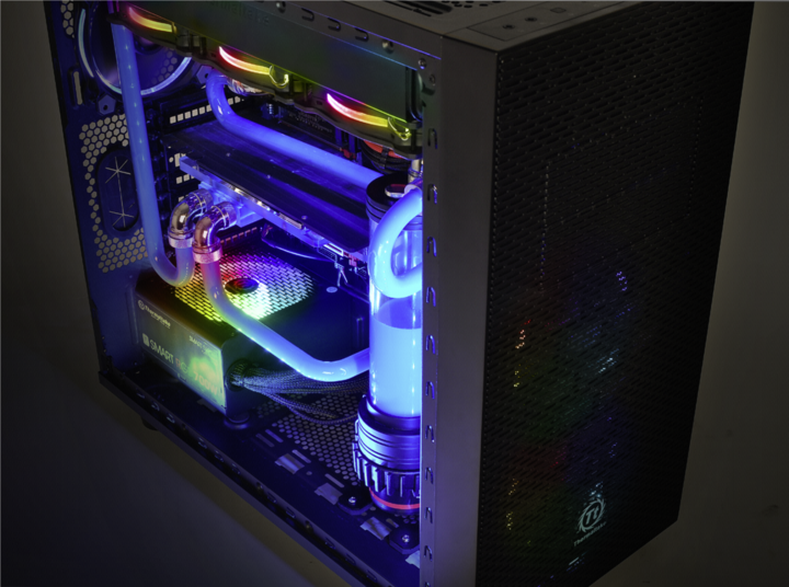 Produktbild Thermaltake Smart RGB (600 W)