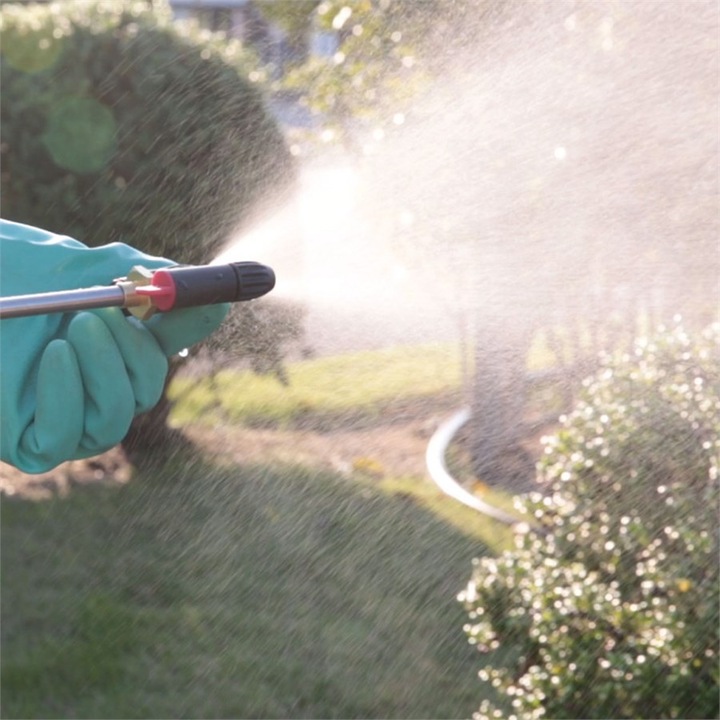 Actual product image Makita DUS054Z Cordless garden sprayer 18V Li-Ion, 5 l. Capacity, 2.1 kg, without batteries and charger. (5 l)