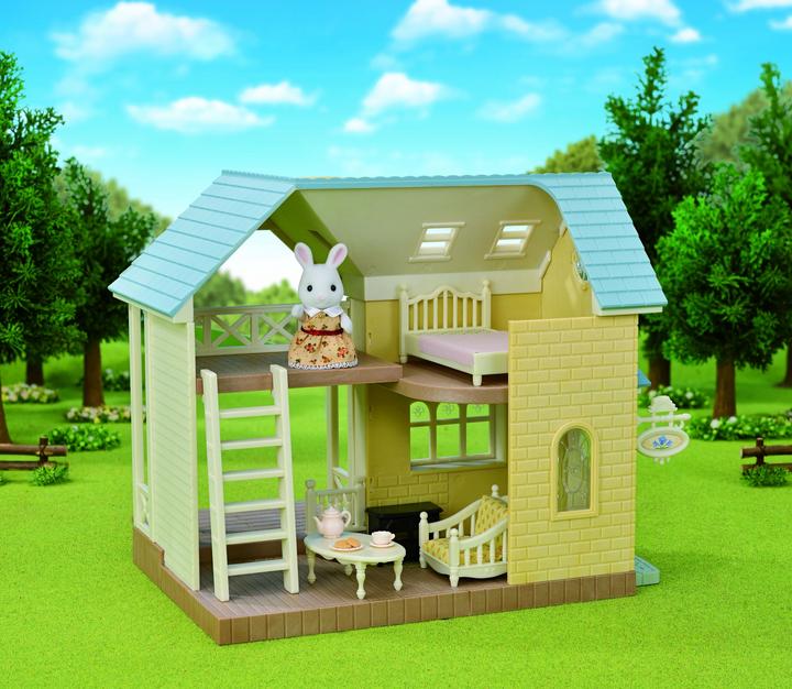 Actual product image Sylvanian Families Bluebell Cottage Gift Set