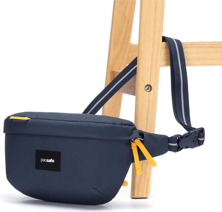 Actual product image Pacsafe Go