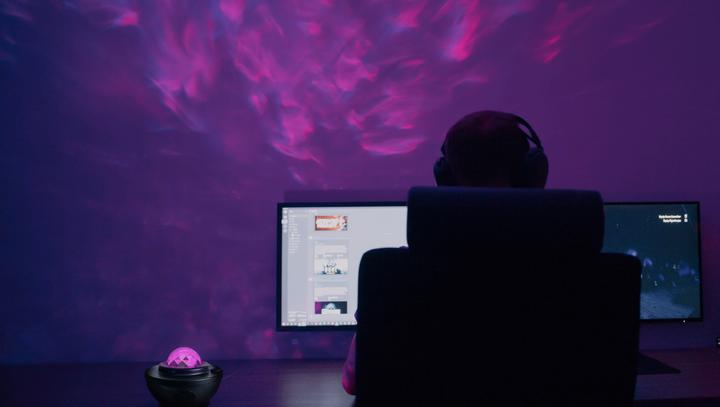 Actual product image Näve LED Projector