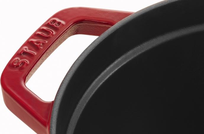Produktbild Staub Bräter oval kirschrot (23 cm, Bräter + Schmortopf, Gusseisen, Emaille)