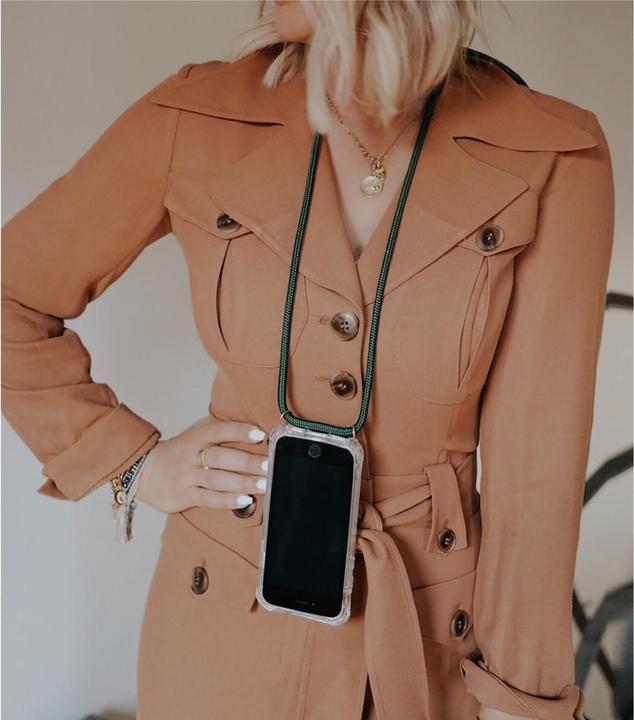 Actual product image Lookabe Necklace iPhone Xr gold green loo014