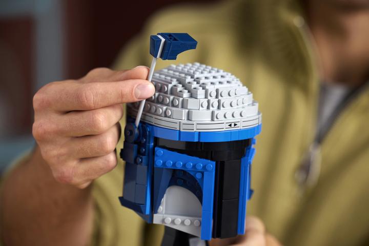 Actual product image LEGO Jango Fett™ helmet (LEGO Star Wars)