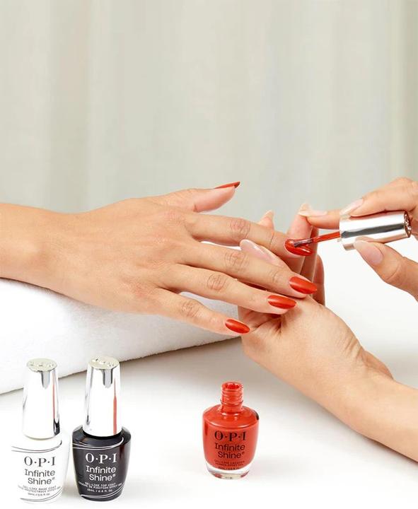 Produktbild OPI Infinite Shine Knock 'em Red (ISL131 Knock 'em Red, Farblack)