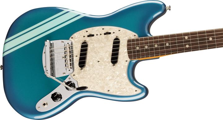 Produktbild Fender Vintera II 70s Mustang RW Competition Burgundy elektrische gitaar met deluxe gigbag (E-Gitarre, Rosewood, Mahagoni, Alder)