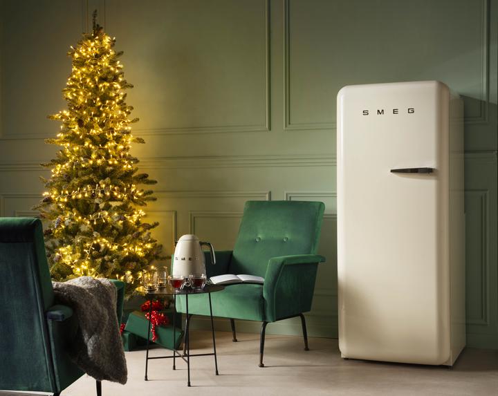 Actual product image Smeg Retro Style FAB28RCR5 (270 l)