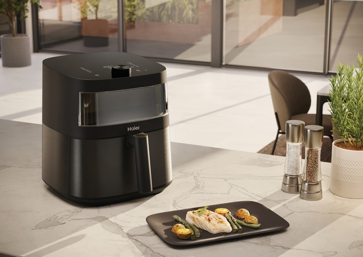 Immagine prodotto Haier Friggitrice ad aria I-Master Serie 5 Nero, Capacità 7 L, Range di temperatura 40°-200°, 9 in 1, Acce