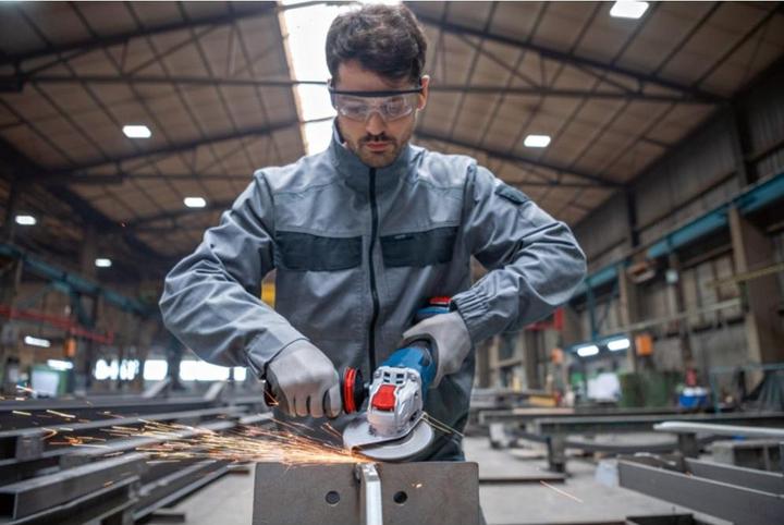 Produktbild Bosch Professional GWX 18V-15 P (solo. L) (125 mm)