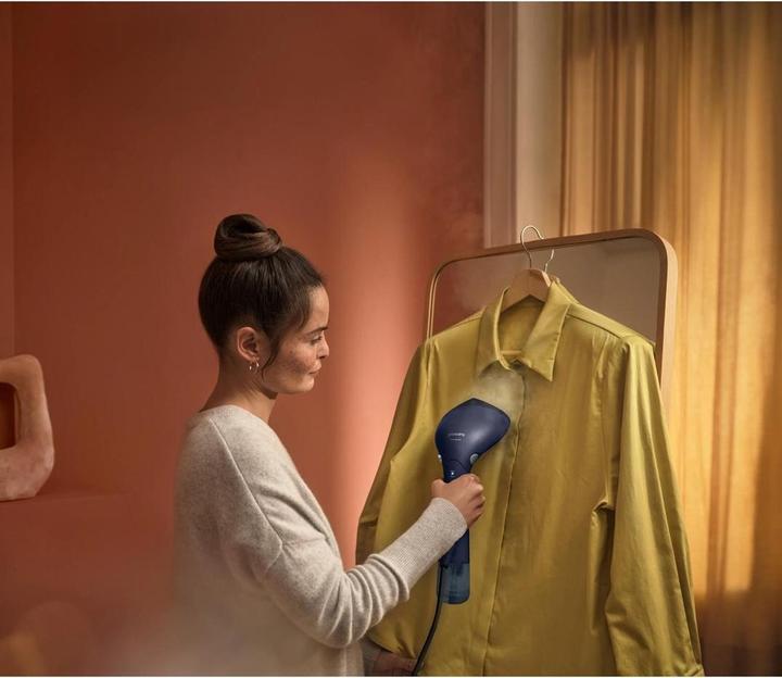 Actual product image Philips 7000 series STH7020/20 iron Steam iron Black (1500 W, 28 g/min)