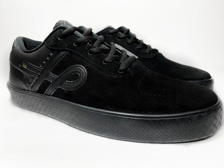 Produktbild Öus Skateschuhe Emergente All black gold essencial (38)