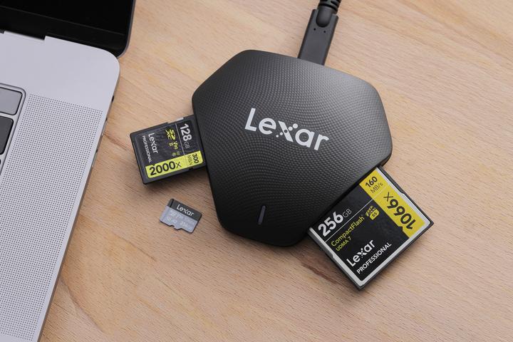Actual product image Lexar Multi Card Reader (USB-C)