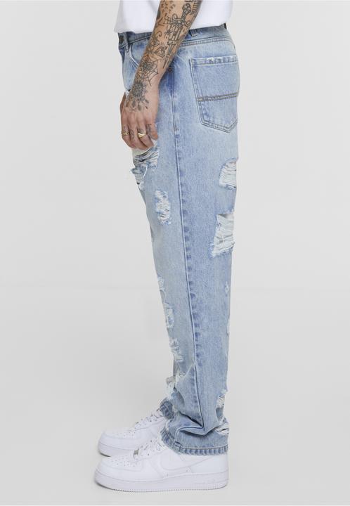 Actual product image Urban Classics Heavy Ounce Straight Fit Heavy Destroyed Jeans - 167177 (L)