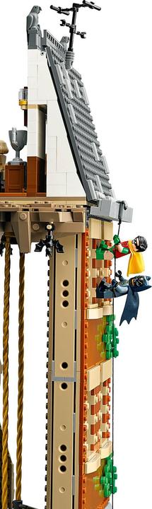 Actual product image LEGO DC Comics Super Heroes Batcave (76052, LEGO DC)