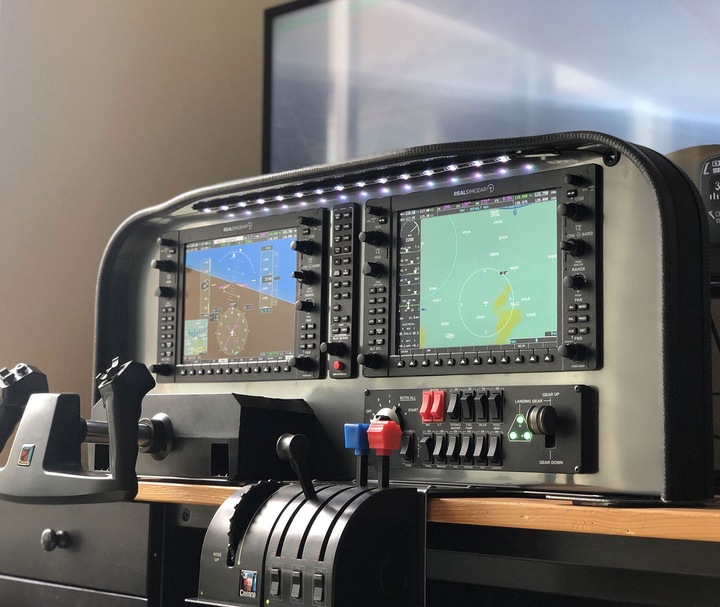 Actual product image RealSimGear G1000 Suite (PC)