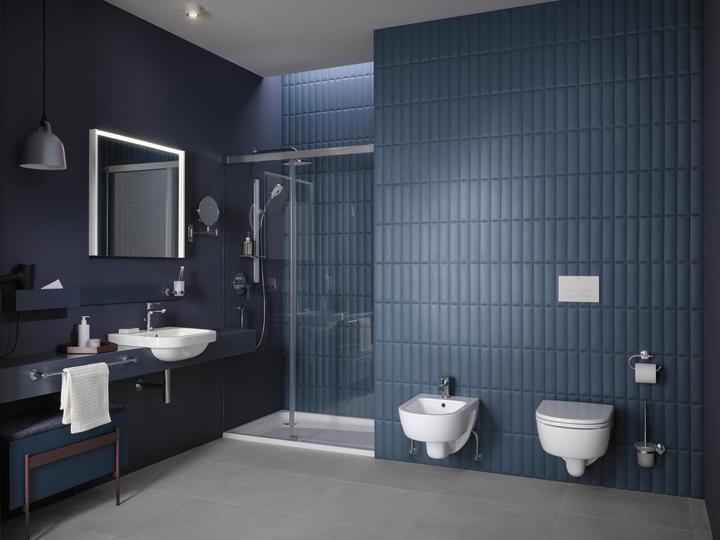 Actual product image Duravit Brush set D-CODE for wall mounting, glass matt chrome