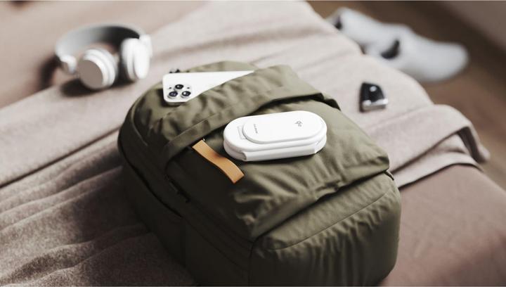 Actual product image Alogic PackAway 3in1 Qi2 Wireless Charging Stand White (35 W)