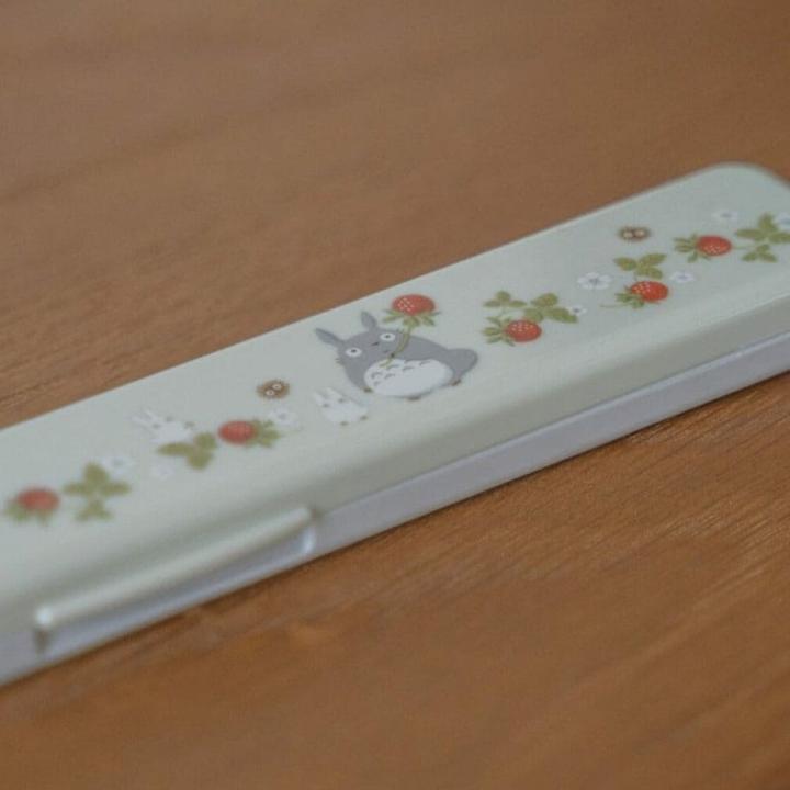 Actual product image Skater Mon voisin Totoro Boite de Baguettes Mon Voisin Totoro 18 cm