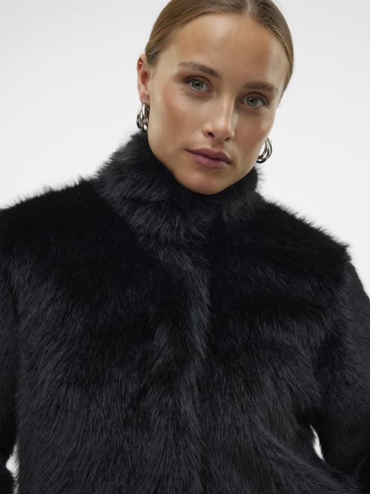 Actual product image Vero Moda VMMONROE Jacke Kunstpelzjacke (XXL)