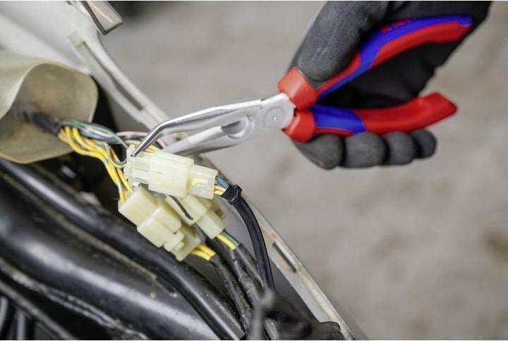 Actual product image Knipex Snipe Nose Side Cutting Pliers (200 mm)