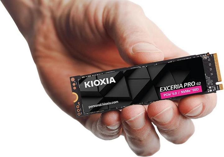 Actual product image Kioxia Exceria Pro 4tb (4000 GB, M.2, M.2 2280)