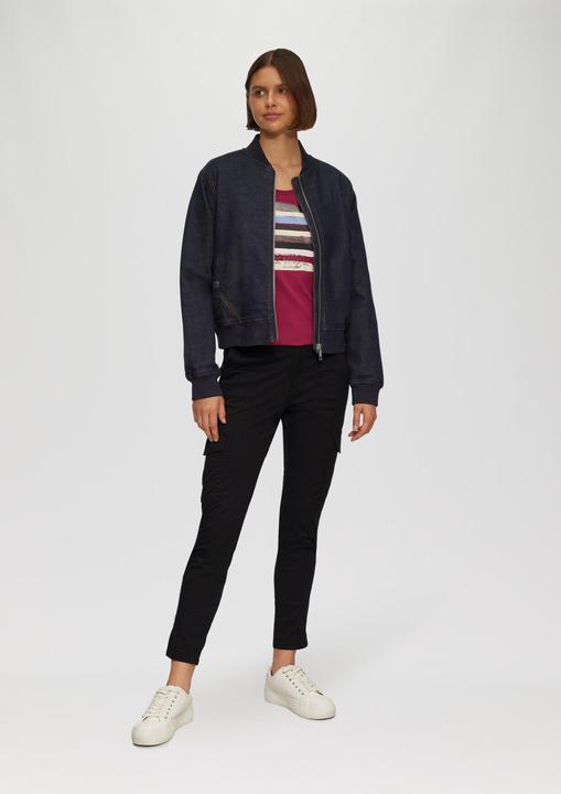 Produktbild S.Oliver Hose Chinohose Betsy mit Cargotaschen und Ziernähten (46)