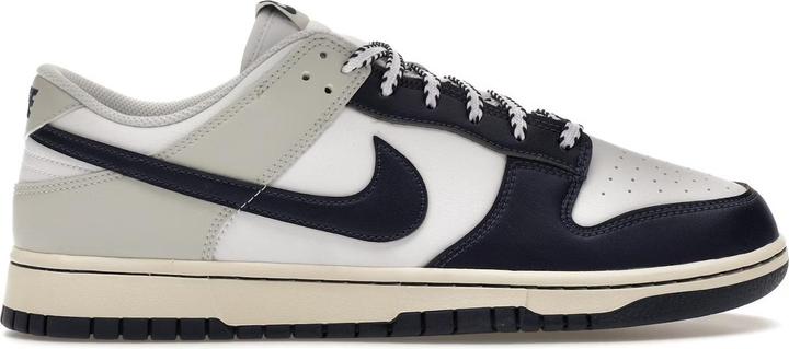 Image du produit Nike Dunk Low New York Yankees (46)