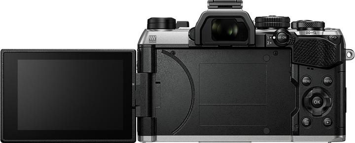 Actual product image OM System OM-5 Mark II BODY SLV (20.40 Mpx, Micro Four Thirds)