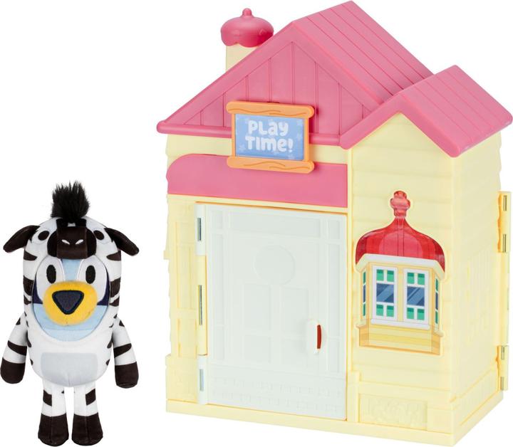 Actual product image Bluey Bluey's Play Date plush surprise