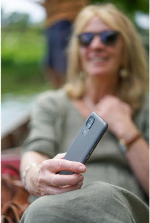 Image du produit Doro 8100 (32 Go, Gris, 6.10", SIM simple, 4G)