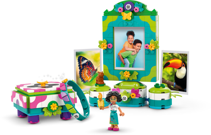 Actual product image LEGO Mirabel's photo frame and jewellery box (43239, LEGO Disney)