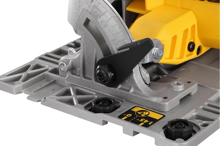 Actual product image DeWalt Handheld circular saw