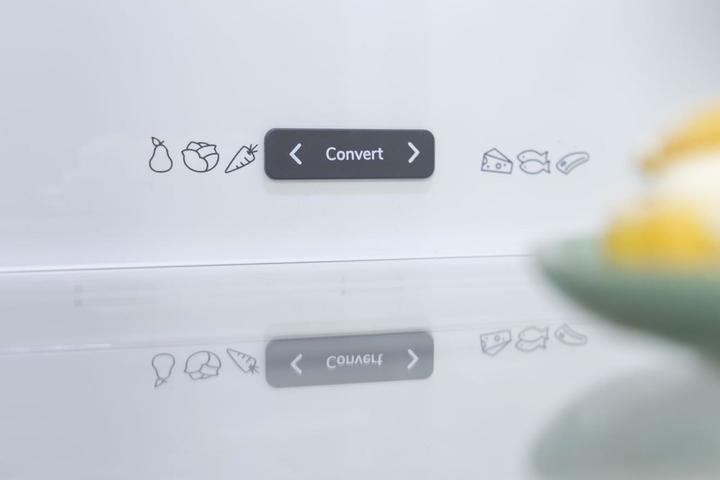 Actual product image Gorenje NRC6204SXL5M (361 l)