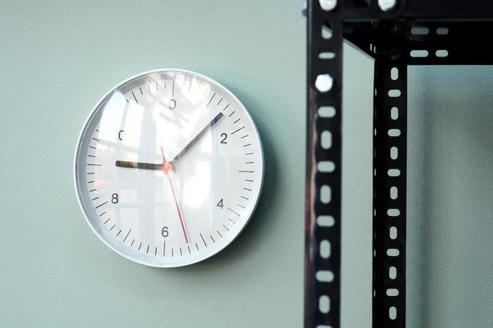 Produktbild HAY - Wall Clock - White (26 cm)