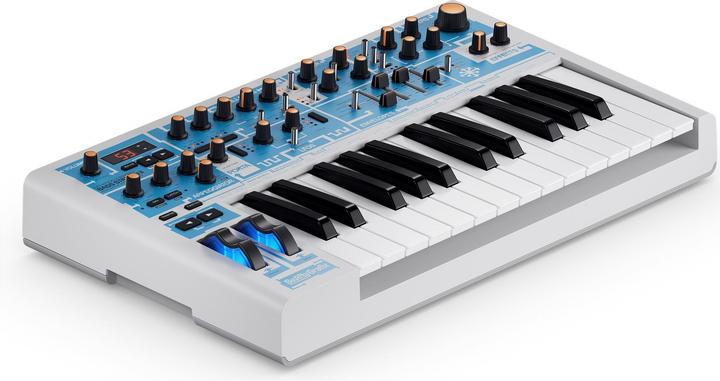 Actual product image novation Bass Station II Swifty