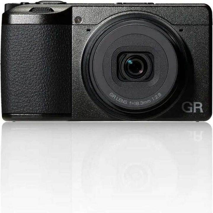 Image du produit RICOH Gr Iv (18,3mm, 25.74 Mpx, APS-C / DX)